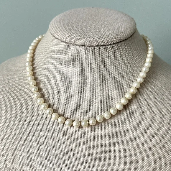 14K Yellow Gold Genuine 6MM Cream Pearl Hand Knotted Strand Necklace 16